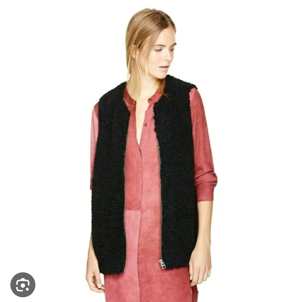 Wilfred fuzzy chateau vest